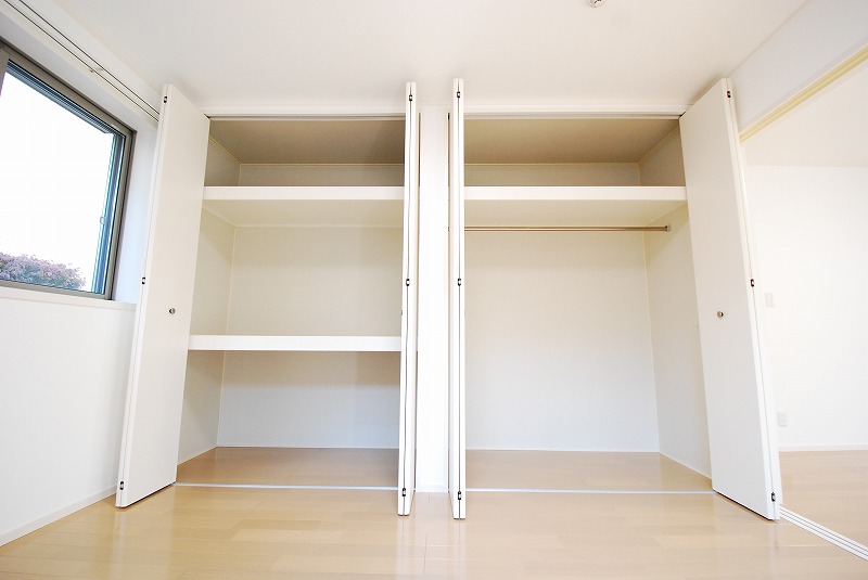 「募集予告」ベルイースト102号室 ファミリータイプのお部屋で,駐車場付きです!